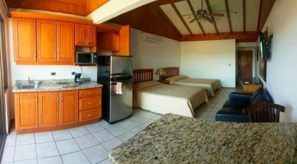 Flamingo Marina Resort Studio Playa Flamingo Exterior foto